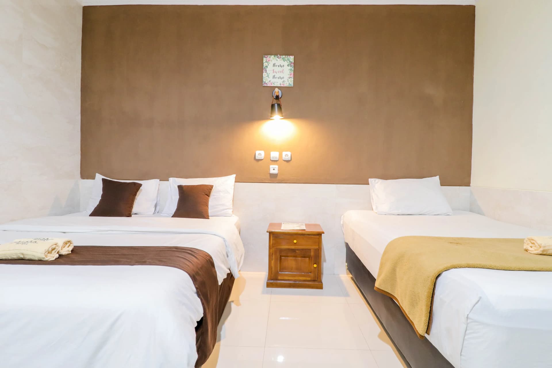 Deluxe Room Safara Hotel